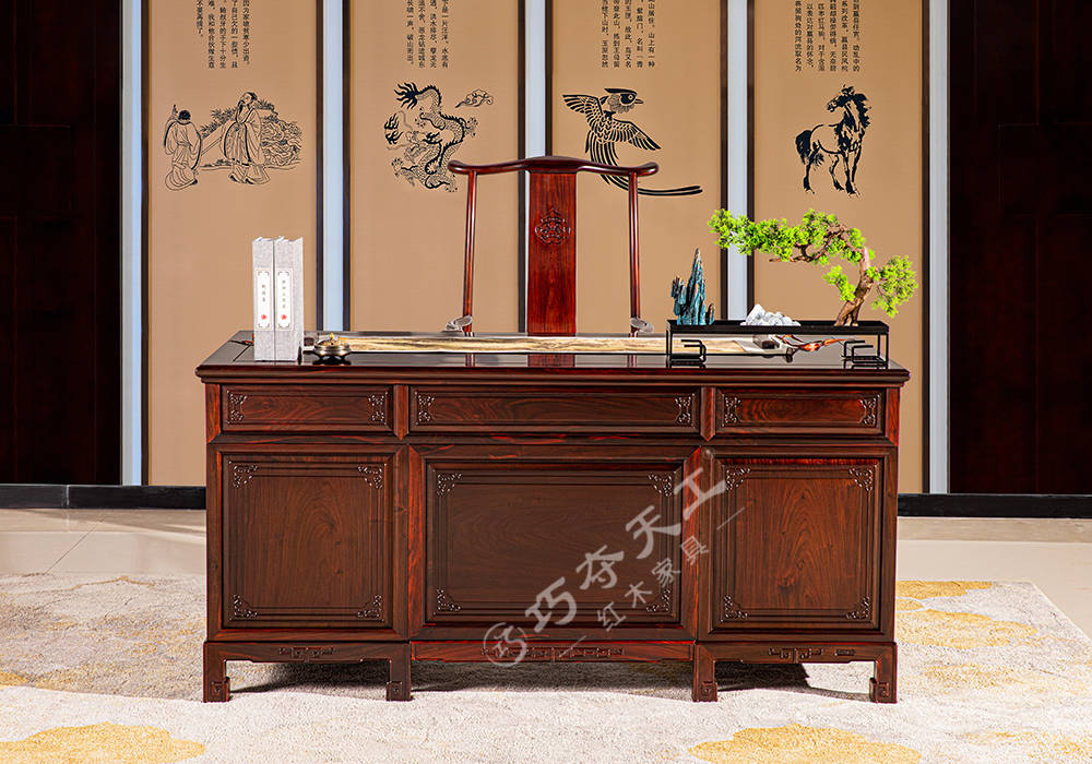 素面班台1600